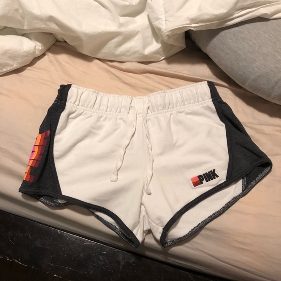 Victoria Secret PINK Shorts Size XS - Picture 2 of 5